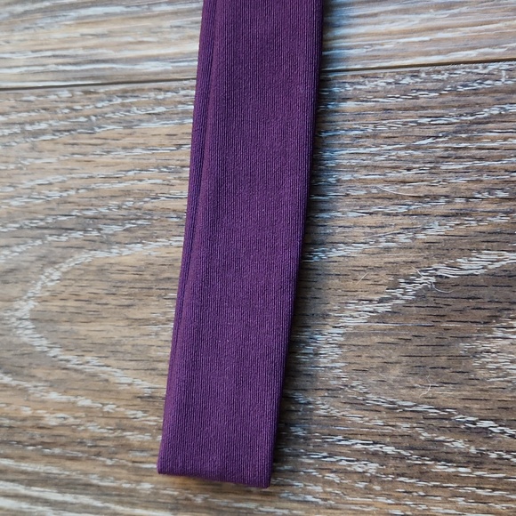 NWOT Eddie Bauer Motion Headband Non Skid Deep Purple - Picture 3 of 10